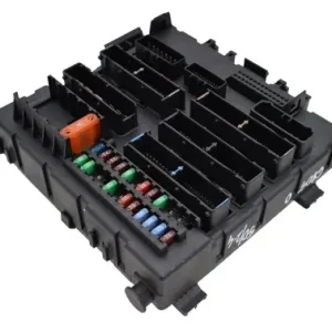 Hit sprzedaży SKRZYNKA BEZPIECZNIKÓW SAAB 9-3 519161301